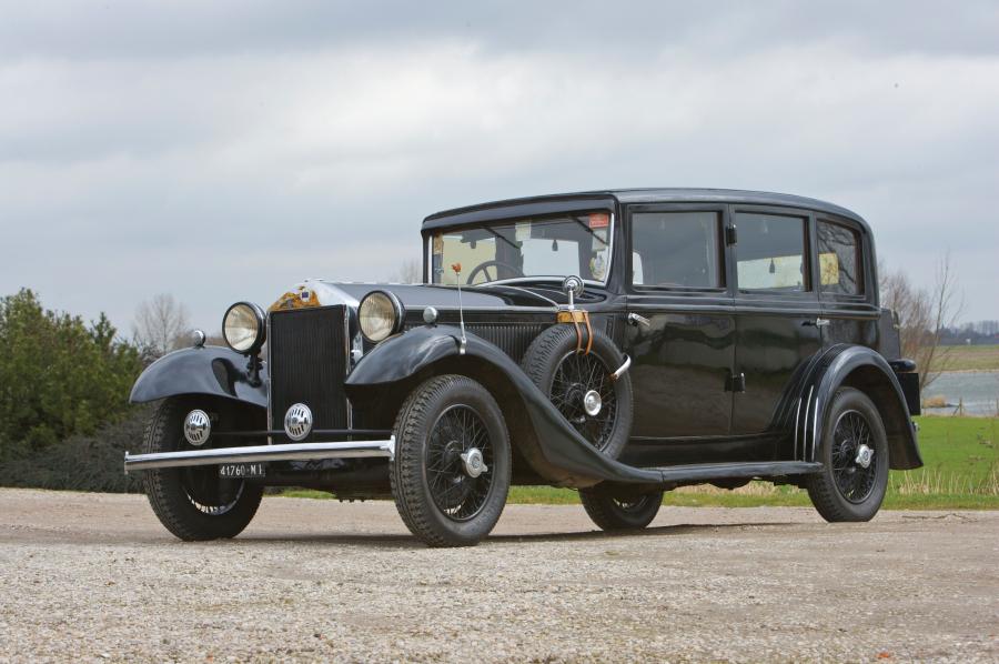  Lancia Astura Limousine 1932 года  (фото 13 из 17)